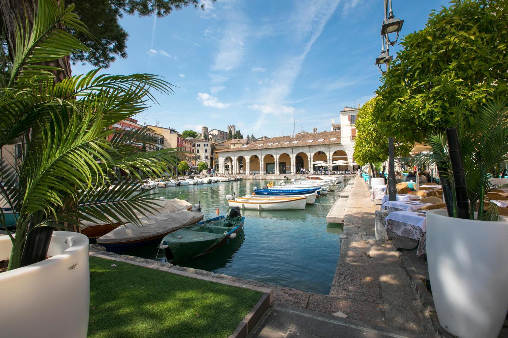 Villa Mimosa - Appartamento 1 - Happy Rentals Desenzano del Garda Kültér fotó
